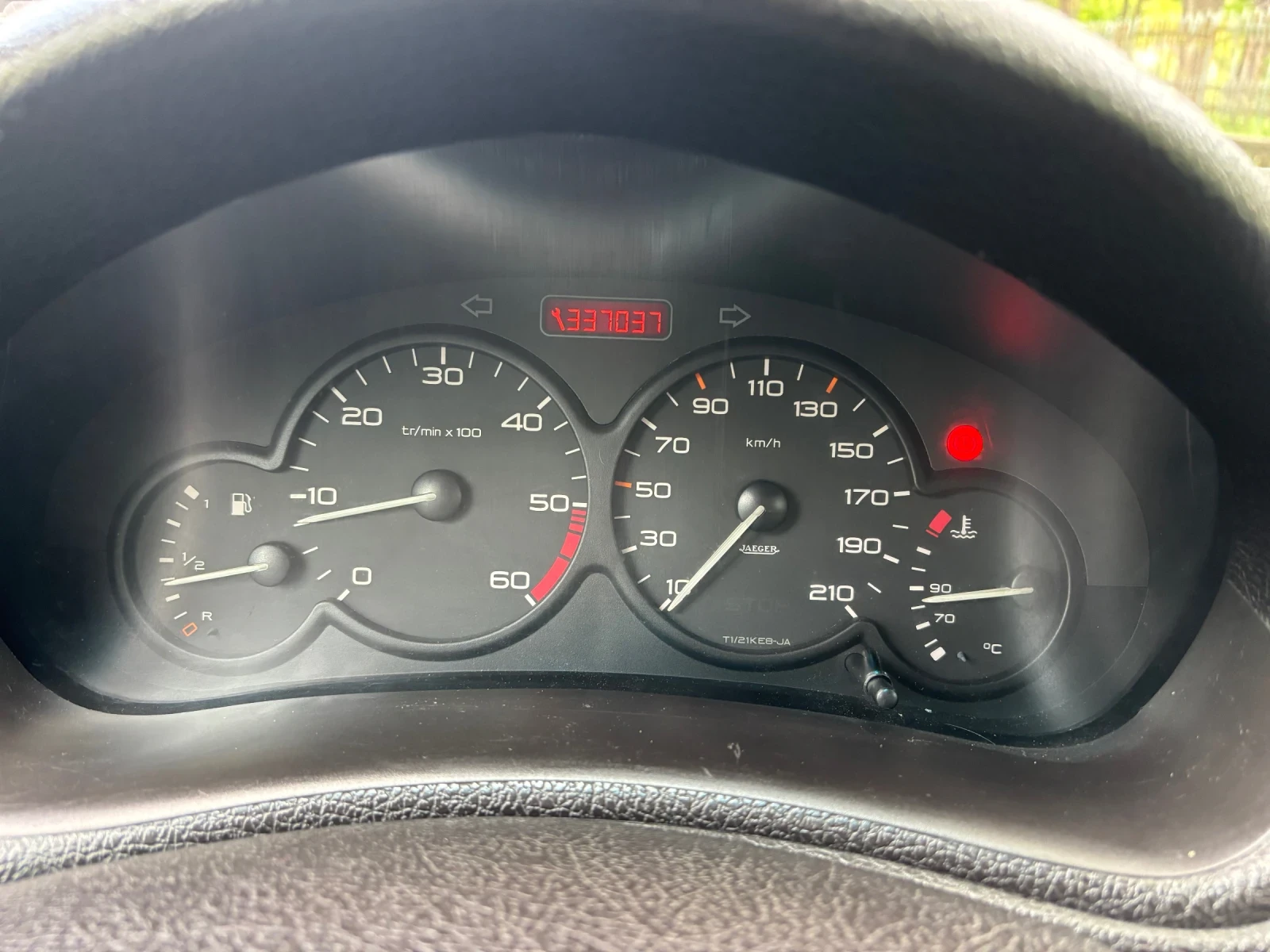 Peugeot 206, снимка 6 - Автомобили и джипове - 54396549