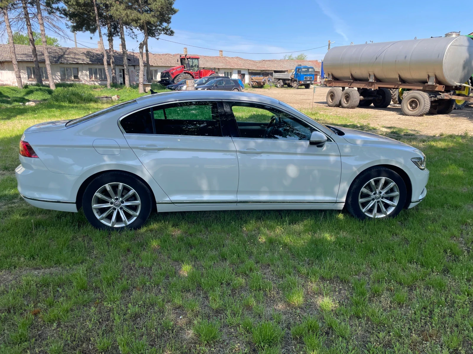 VW Passat B8 DSG 190 hp, снимка 7 - Автомобили и джипове - 54451780