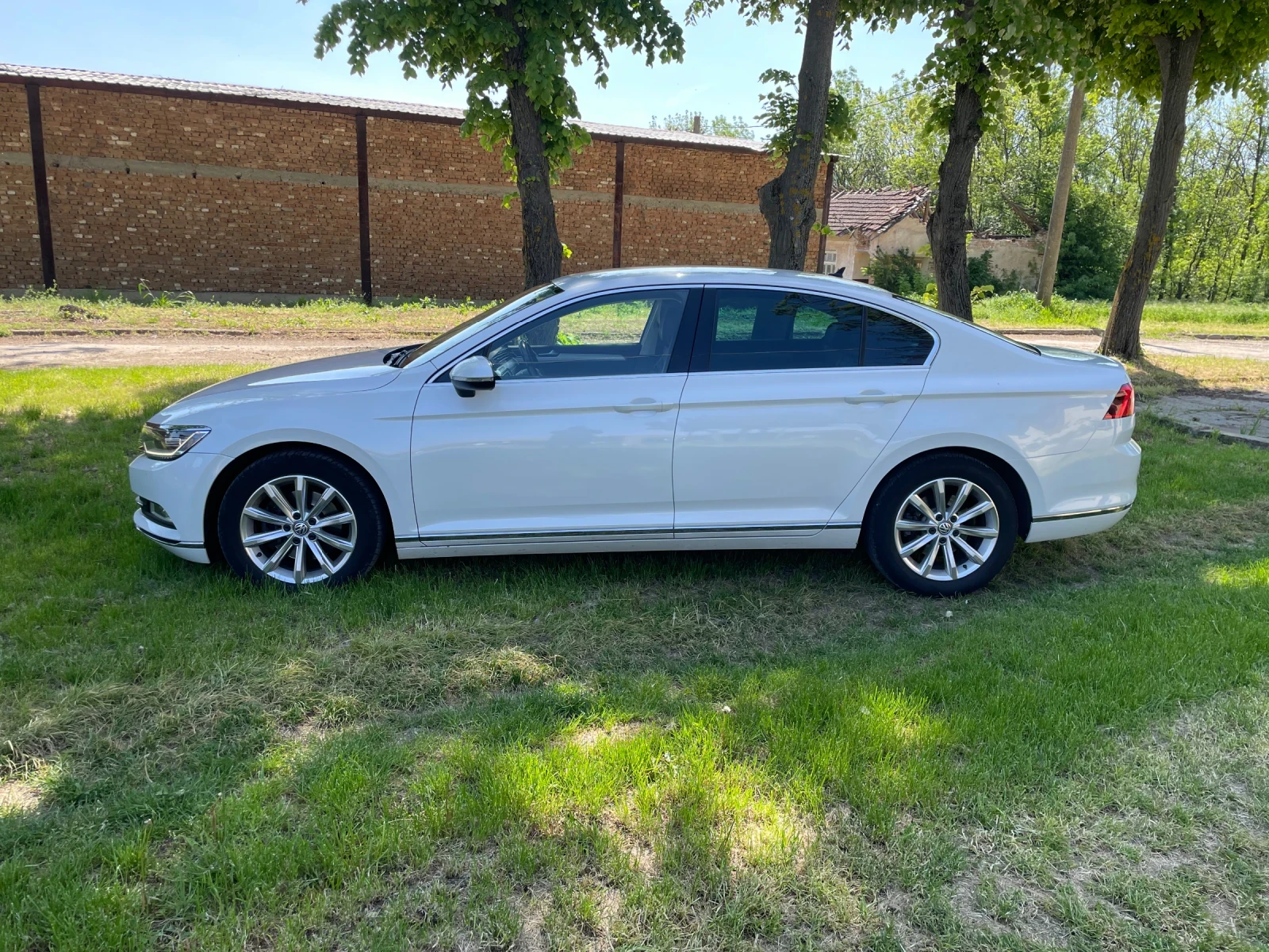VW Passat B8 DSG 190 hp, снимка 3 - Автомобили и джипове - 54451780