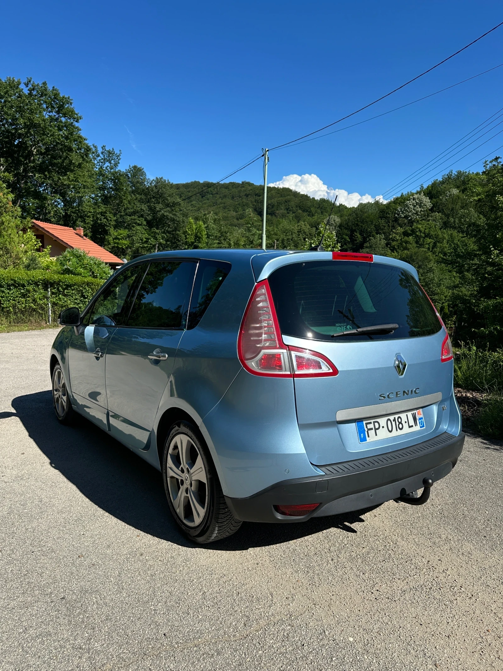 Renault Scenic 1.4TCE, снимка 5 - Автомобили и джипове - 54486001