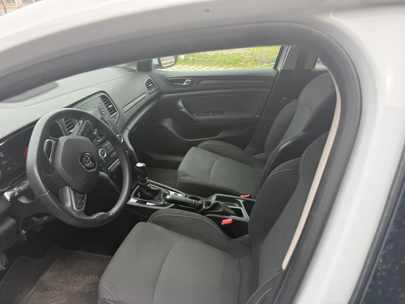 Renault Megane 1, 5DCI-ГАРАНЦИОНЕН!, снимка 10 - Автомобили и джипове - 54757734