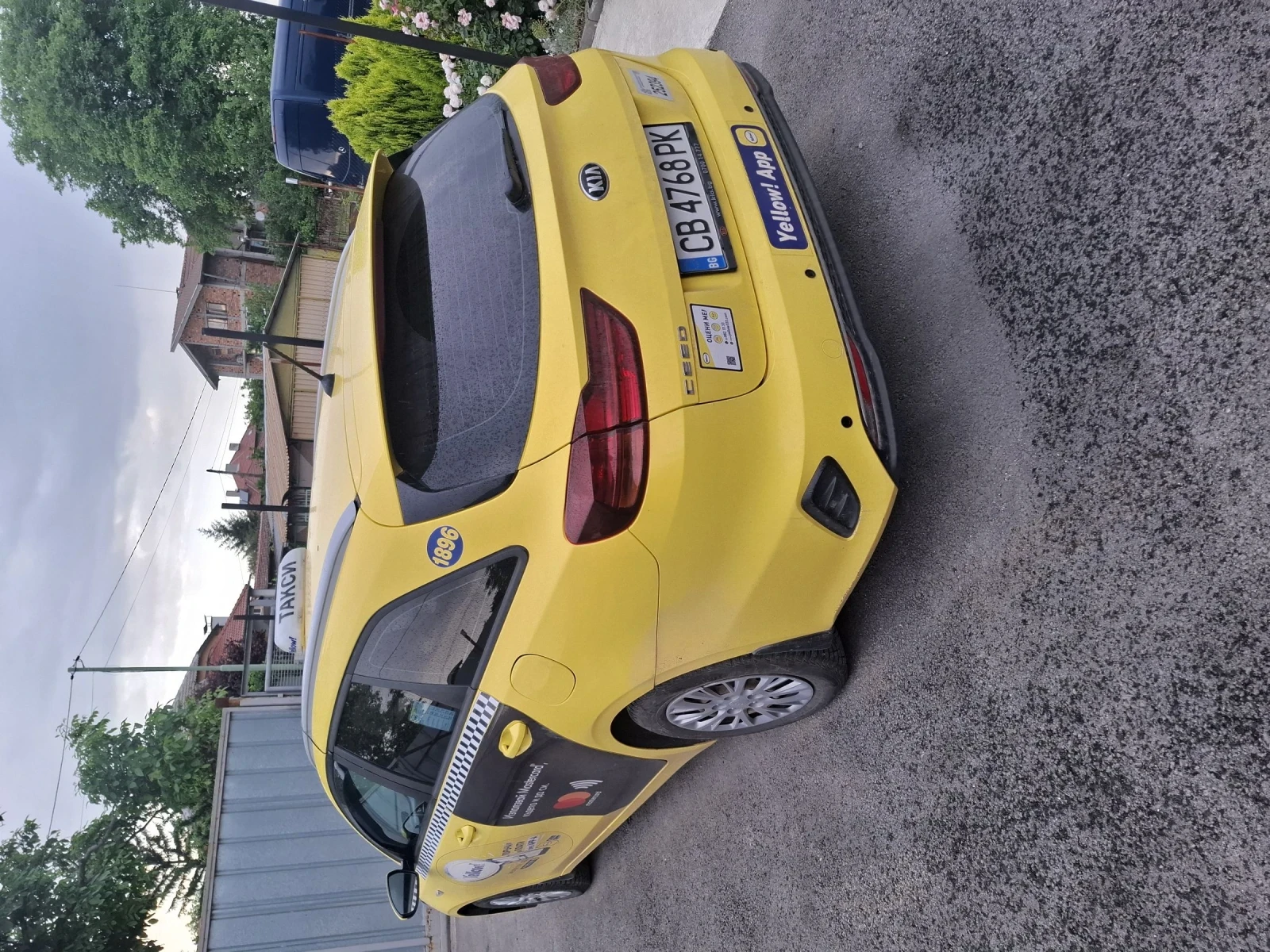 Kia Ceed, снимка 4 - Автомобили и джипове - 54803253