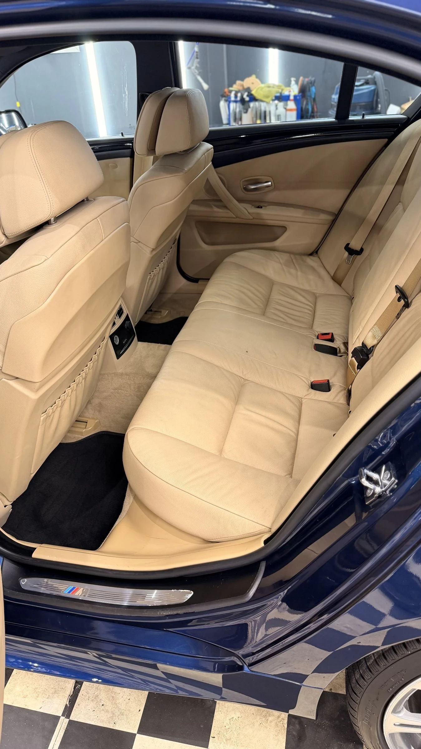 BMW 525 M-pack/DPF, снимка 10 - Автомобили и джипове - 54810242