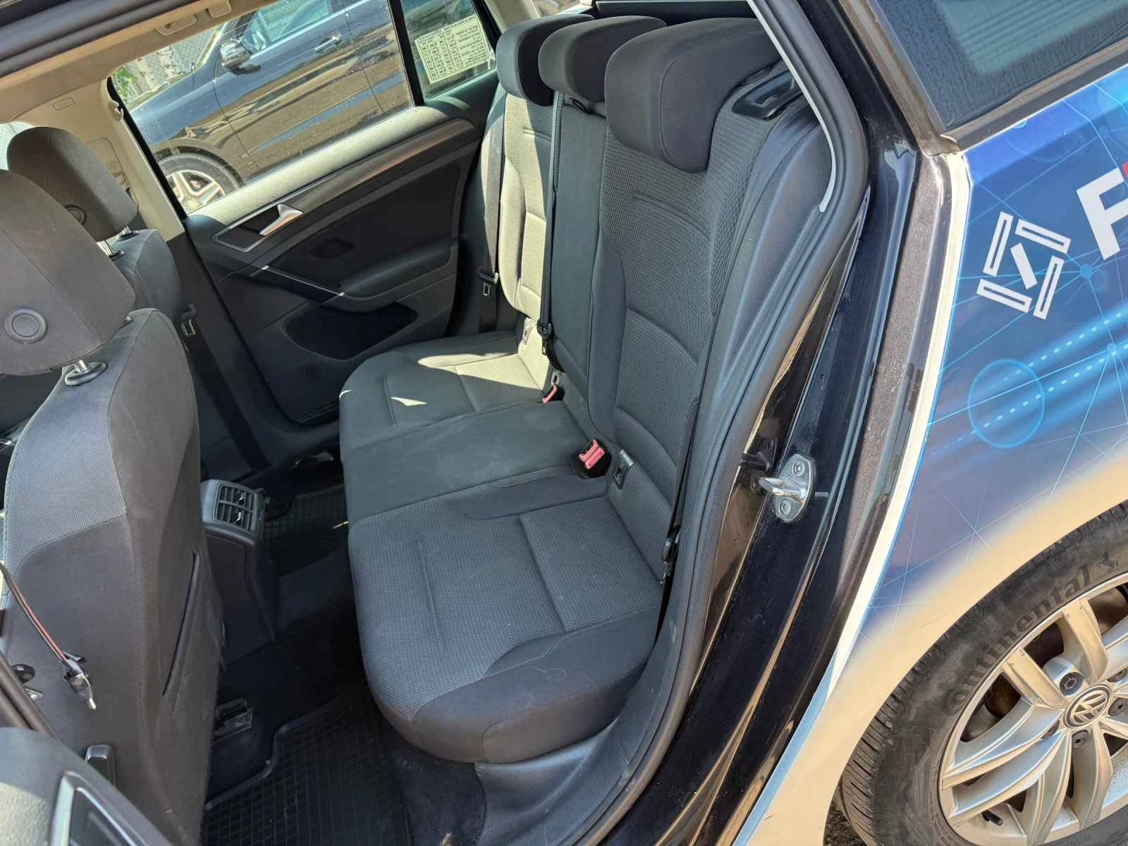 VW Golf Variant 1.4 метан, автоматик , снимка 8 - Автомобили и джипове - 55013404