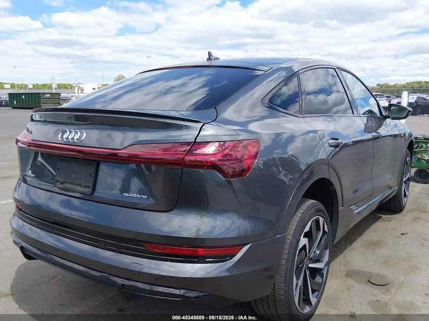 Audi E-Tron Sportback Premium Plus S Line Quattro, снимка 4 - Автомобили и джипове - 55140046