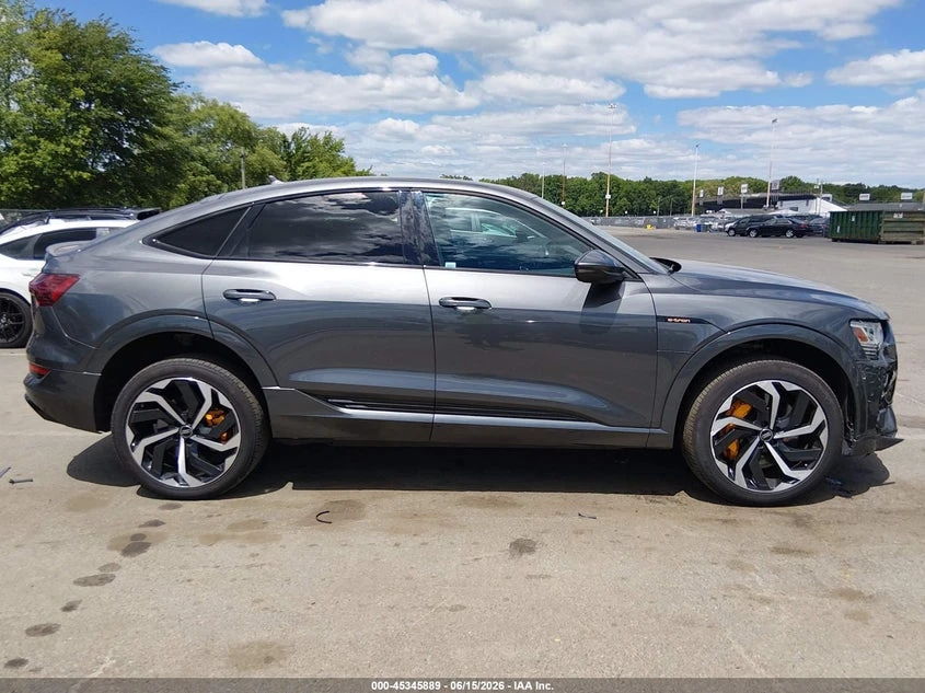 Audi E-Tron Sportback Premium Plus S Line Quattro, снимка 13 - Автомобили и джипове - 55140046