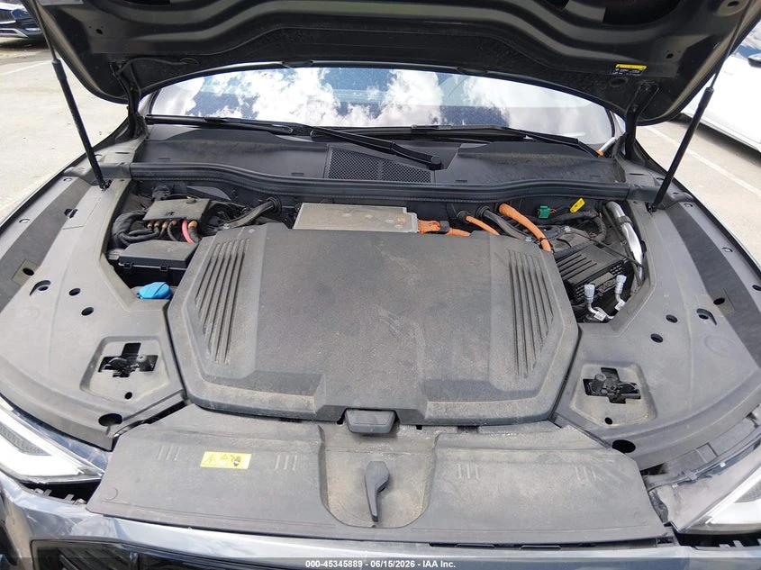 Audi E-Tron Sportback Premium Plus S Line Quattro, снимка 10 - Автомобили и джипове - 55140046
