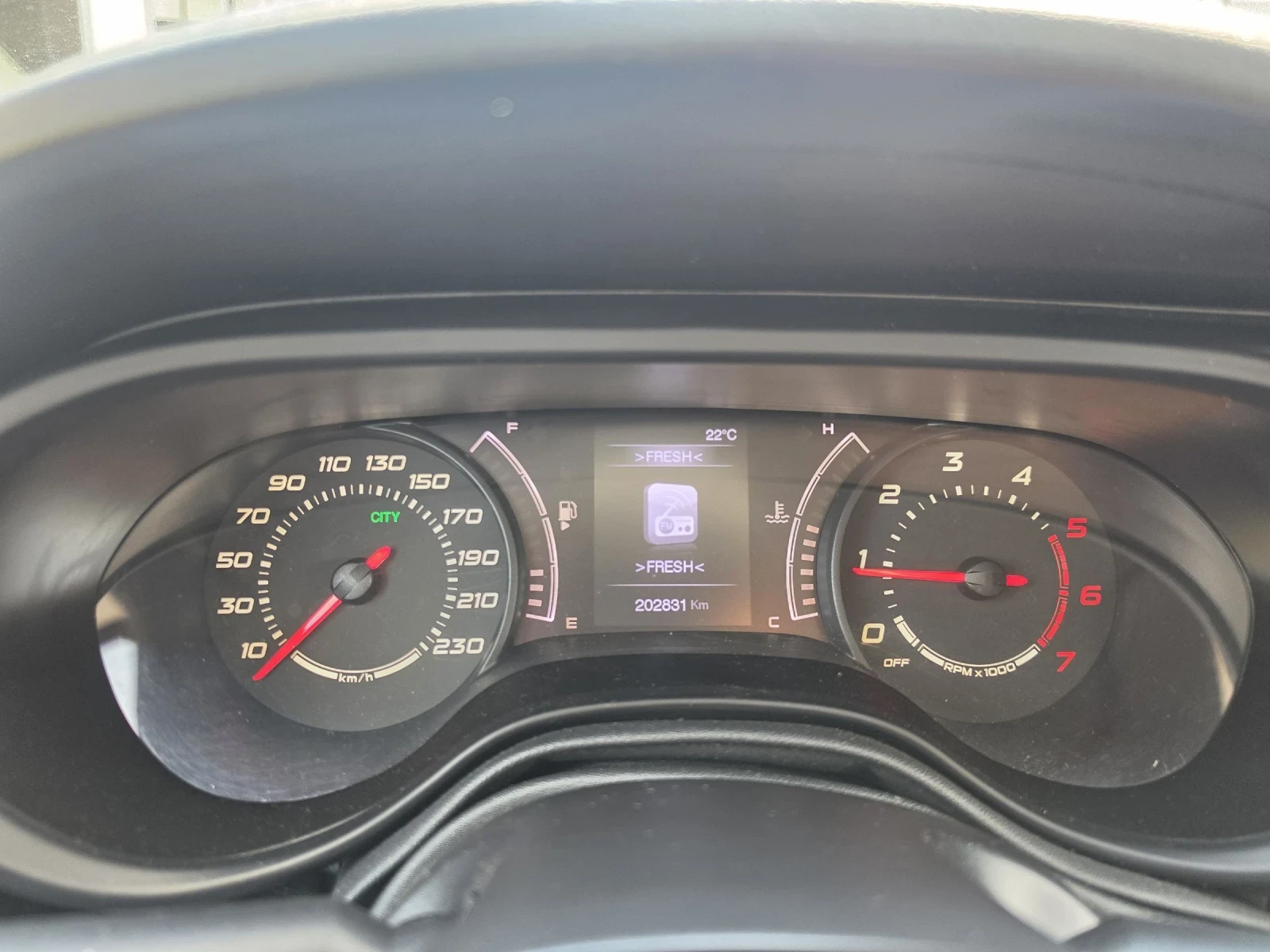 Fiat Tipo, снимка 8 - Автомобили и джипове - 55177402