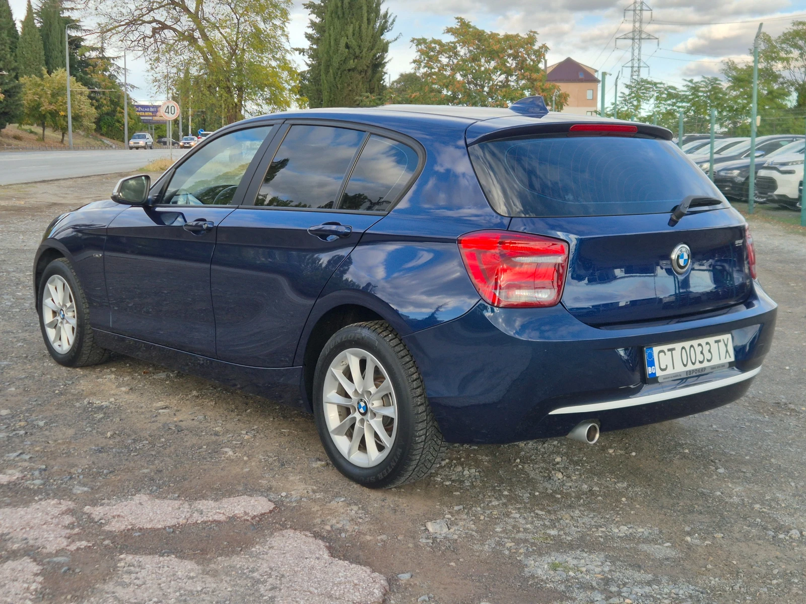 BMW 114 1.6 D Navi , снимка 3 - Автомобили и джипове - 55391838