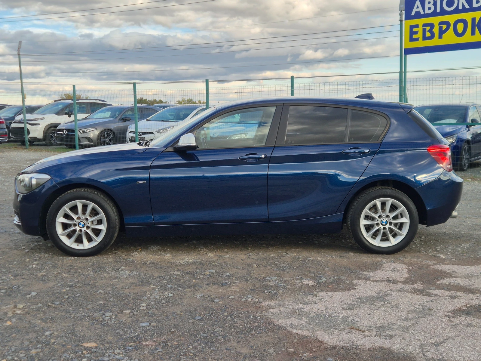 BMW 114 1.6 D Navi , снимка 2 - Автомобили и джипове - 55391838