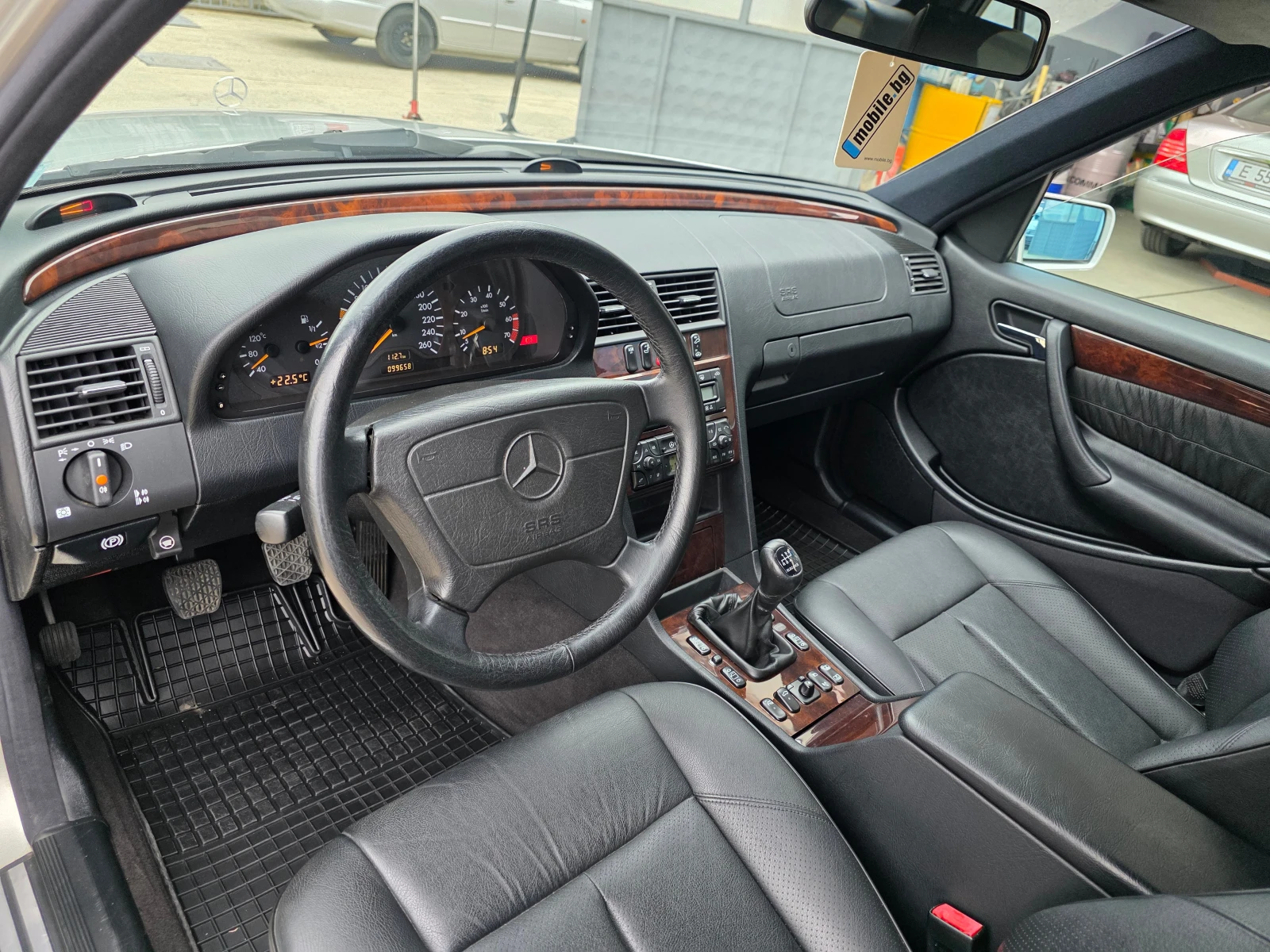 Mercedes-Benz C 200 kompressor 99000km УНИКАТ, снимка 12 - Автомобили и джипове - 55423042