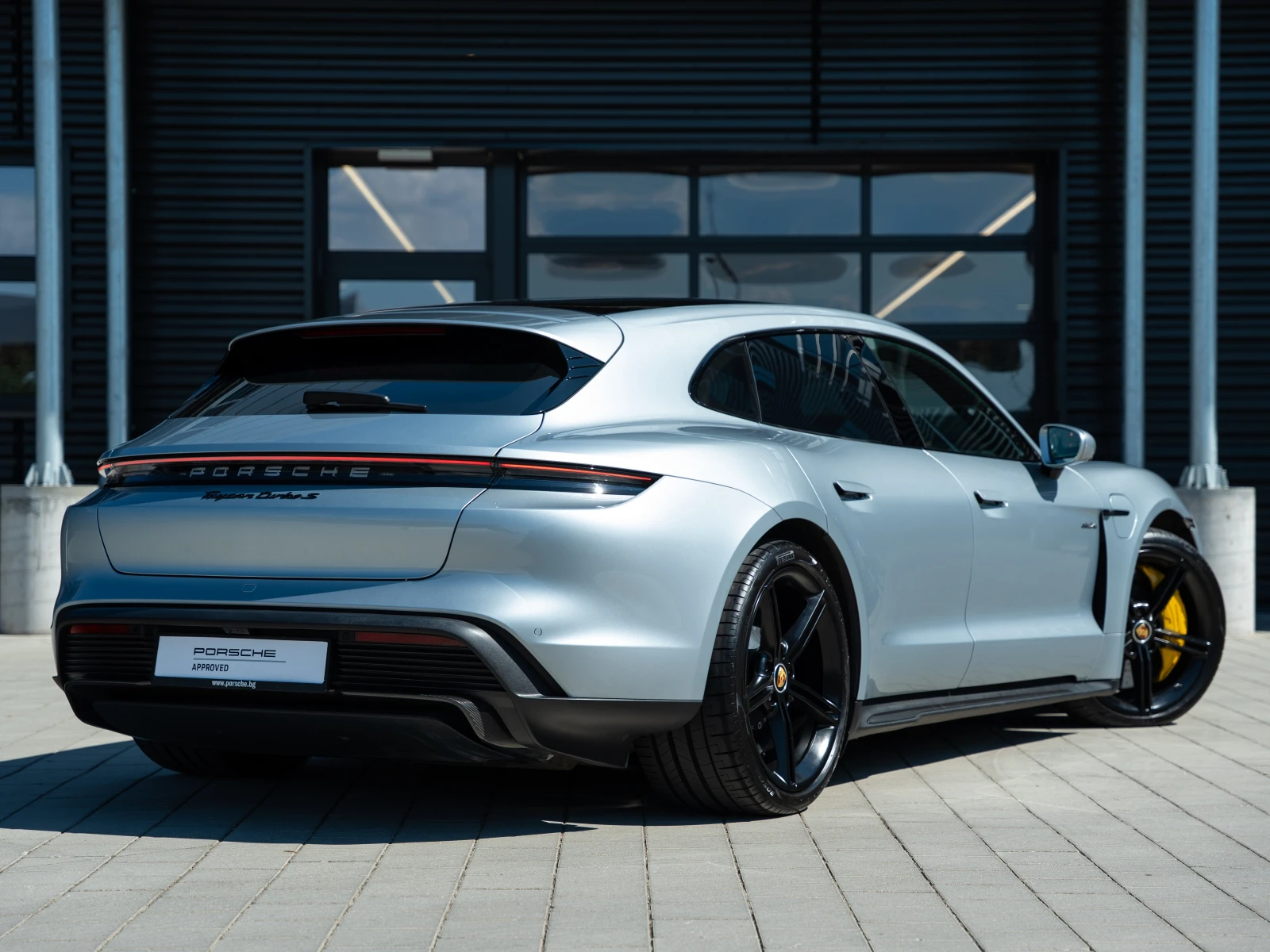 Porsche Taycan Turbo S Sport Turismo, снимка 4 - Автомобили и джипове - 55485387