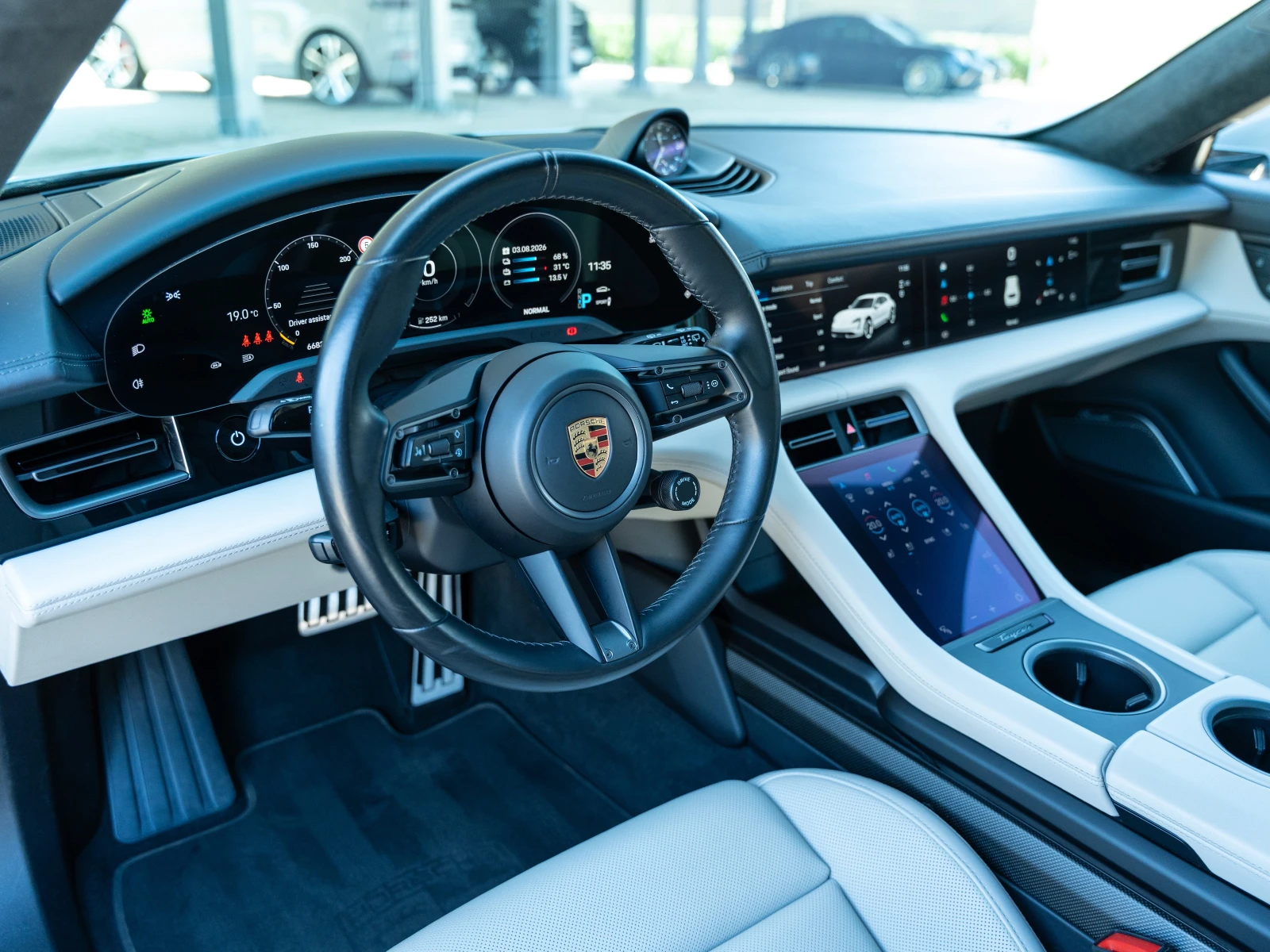 Porsche Taycan Turbo S Sport Turismo, снимка 5 - Автомобили и джипове - 55485387