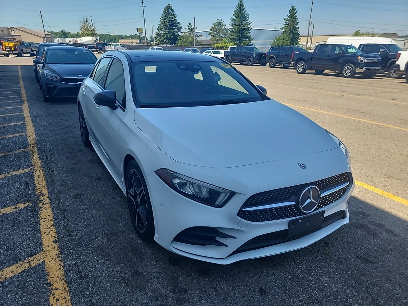Mercedes-Benz A 250  4matic Hatch / CARFAX / 360 / ПАНОРАМА, снимка 3 - Автомобили и джипове - 55898597