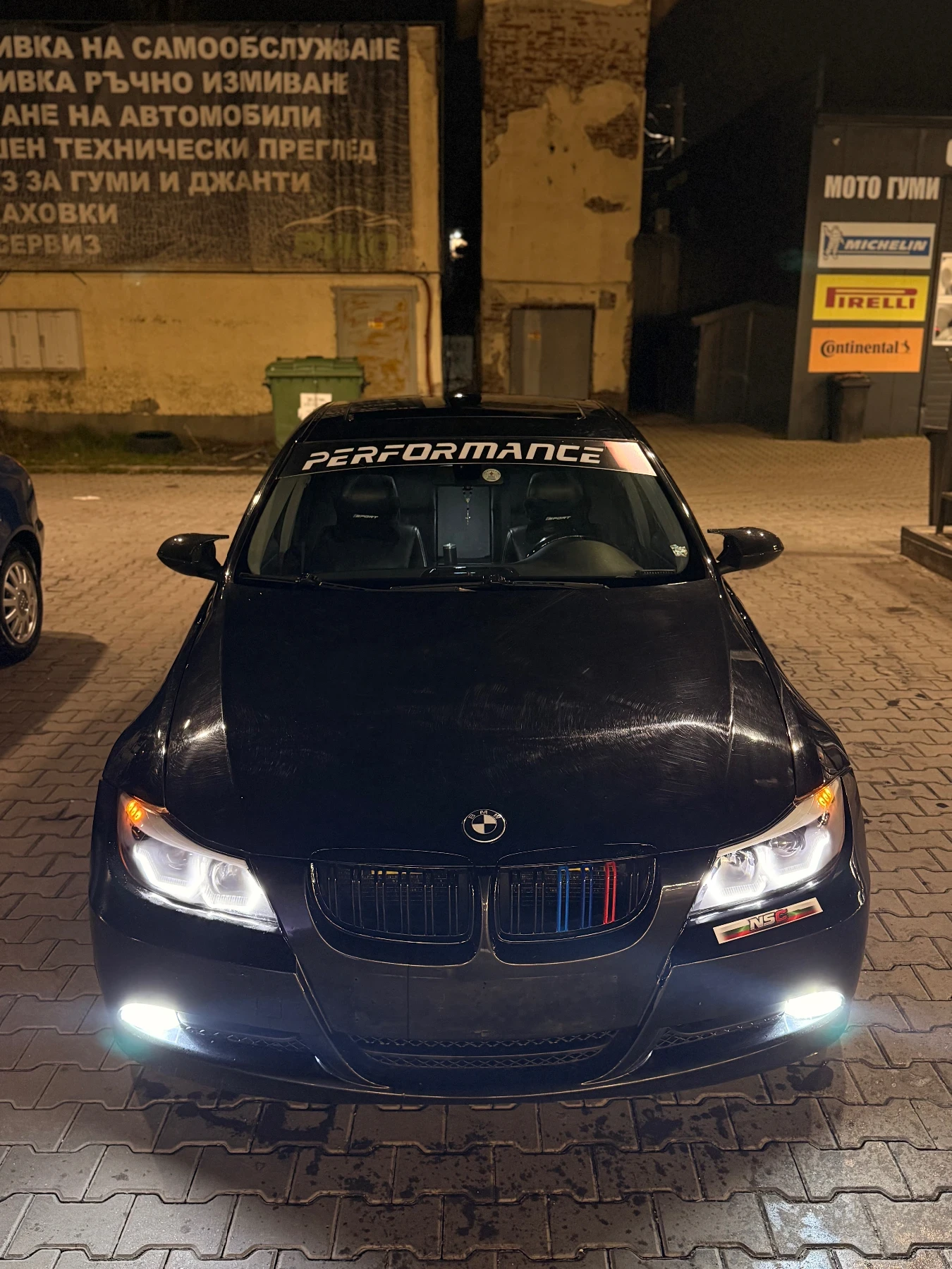 BMW 320