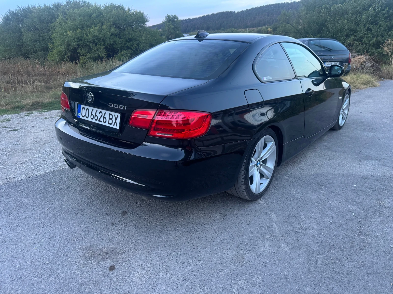BMW 328 LCI, снимка 3 - Автомобили и джипове - 56364508