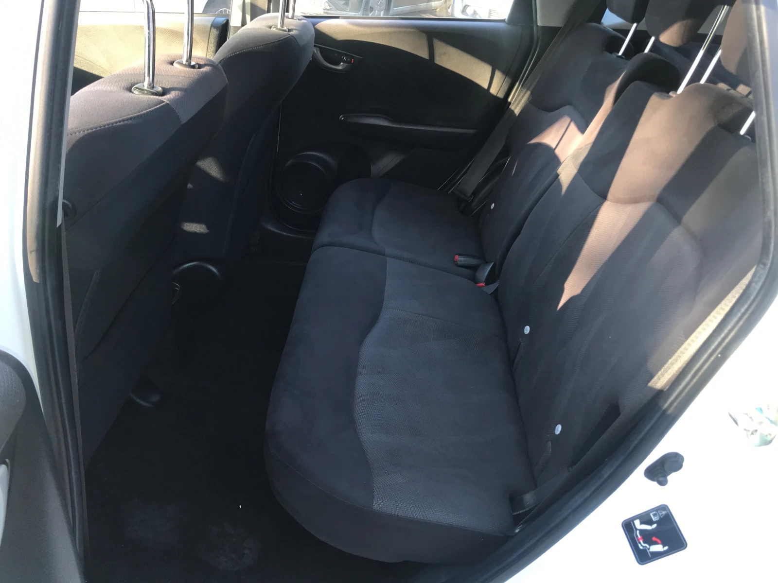 Honda Jazz 1, 4 ES, снимка 5 - Автомобили и джипове - 56412061