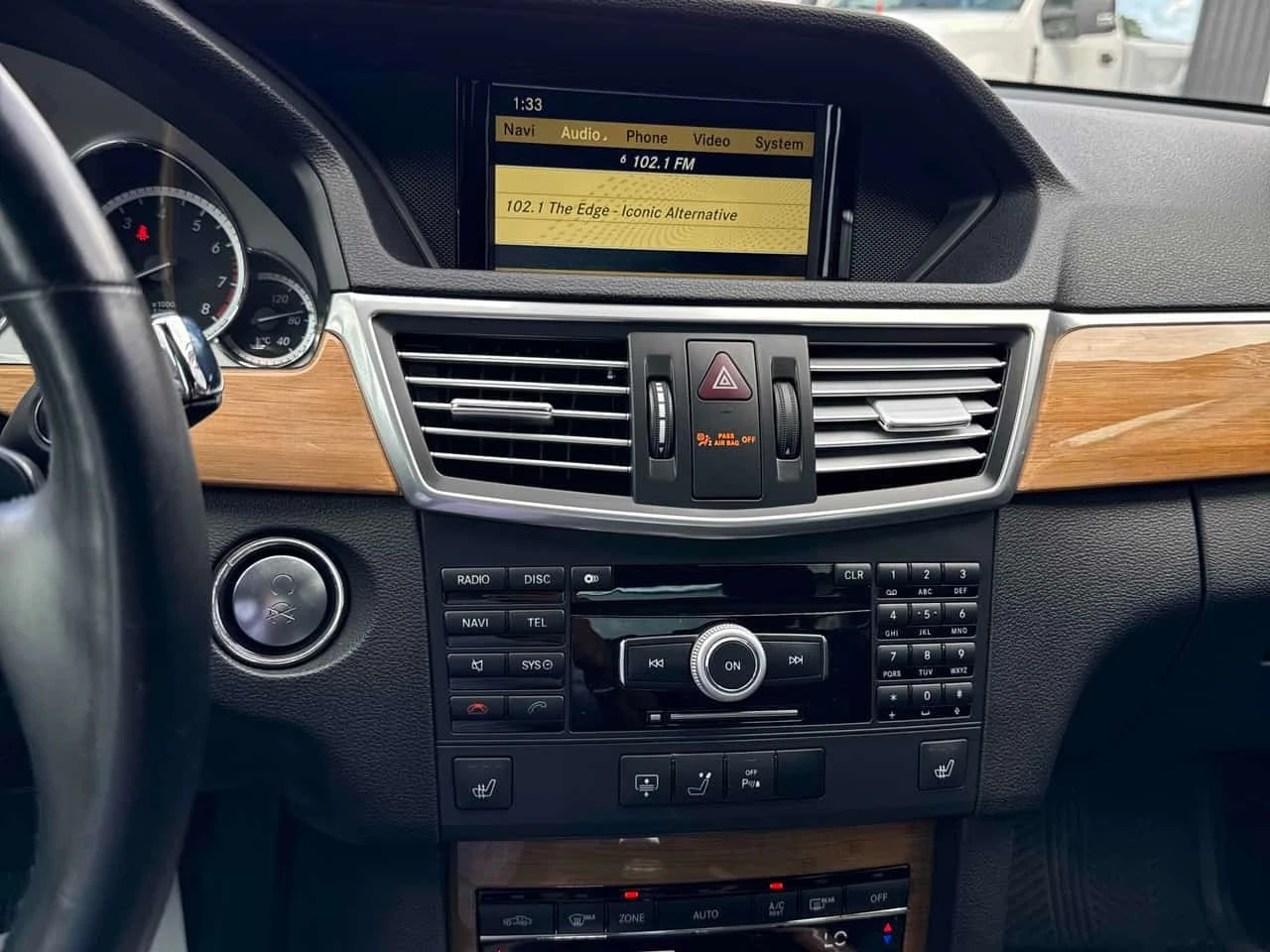 Mercedes-Benz E 350  CARFAX / ��������� / H&K / ���������� | Mobile.bg � ����������� 9