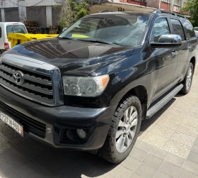    Toyota Sequoia Limited 8 