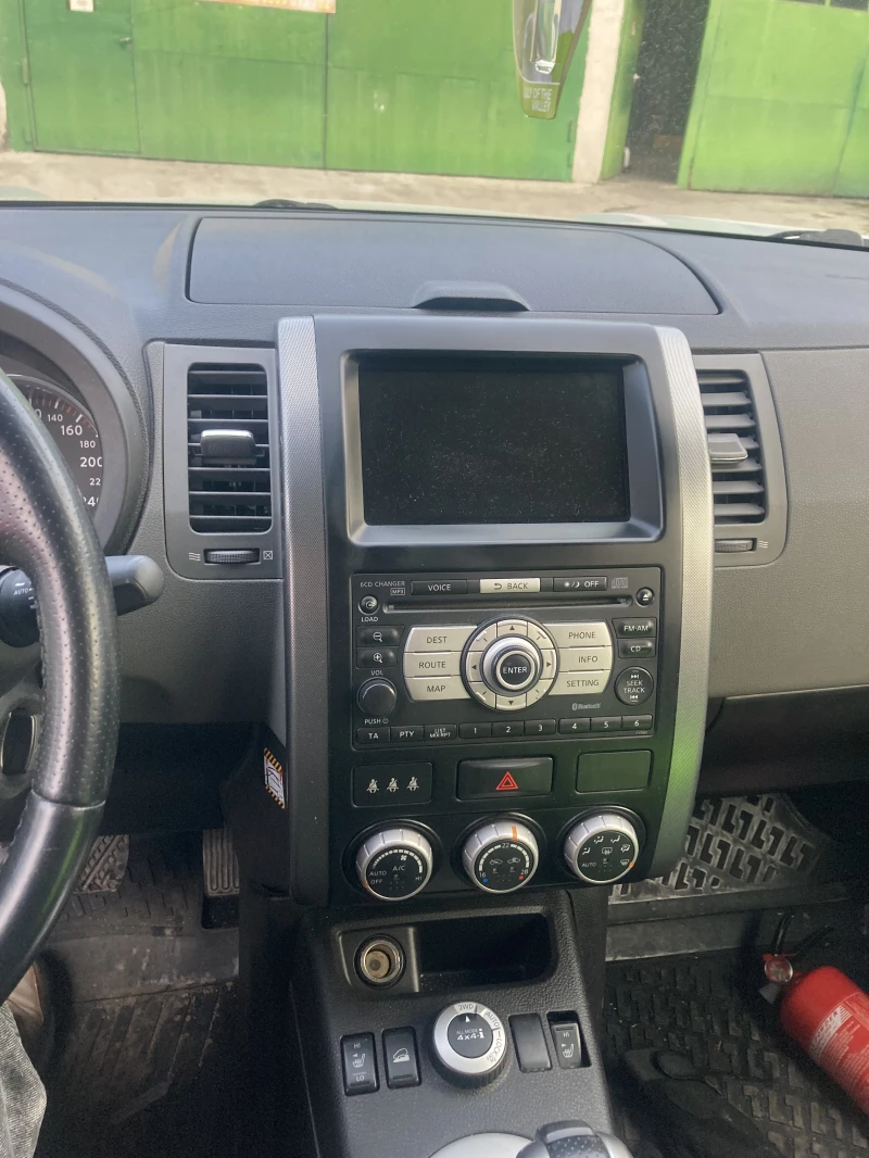 Nissan X-trail T31, снимка 8 - Автомобили и джипове - 49243601