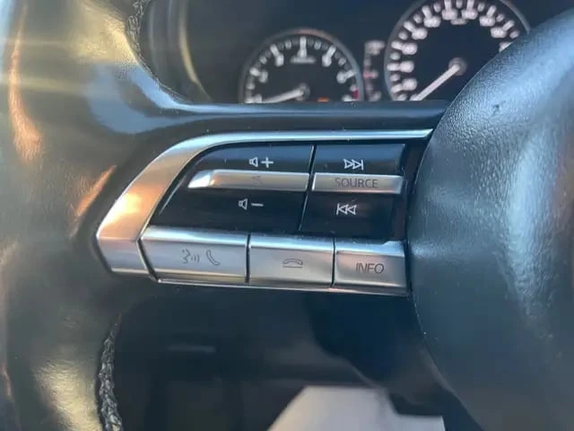 Mazda CX-30 / GS / FWD / ПОДГРЕВИ / CARFAX /, снимка 16 - Автомобили и джипове - 53338875