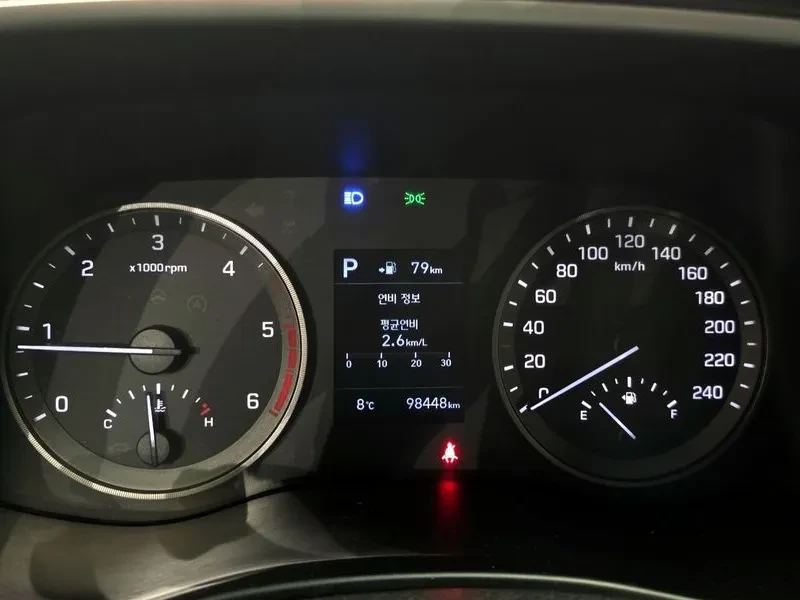 Hyundai Tucson 1.6 2WD SMART, снимка 8 - Автомобили и джипове - 55558801