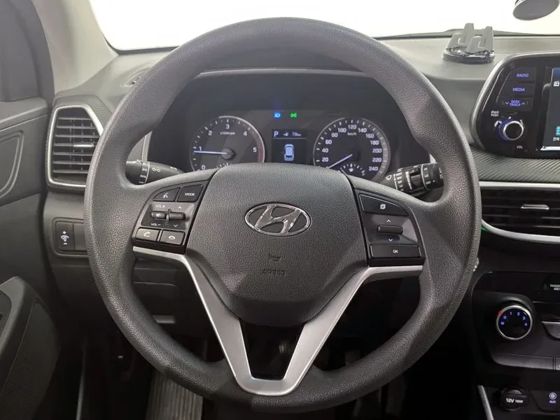 Hyundai Tucson 1.6 2WD SMART, снимка 13 - Автомобили и джипове - 55558801