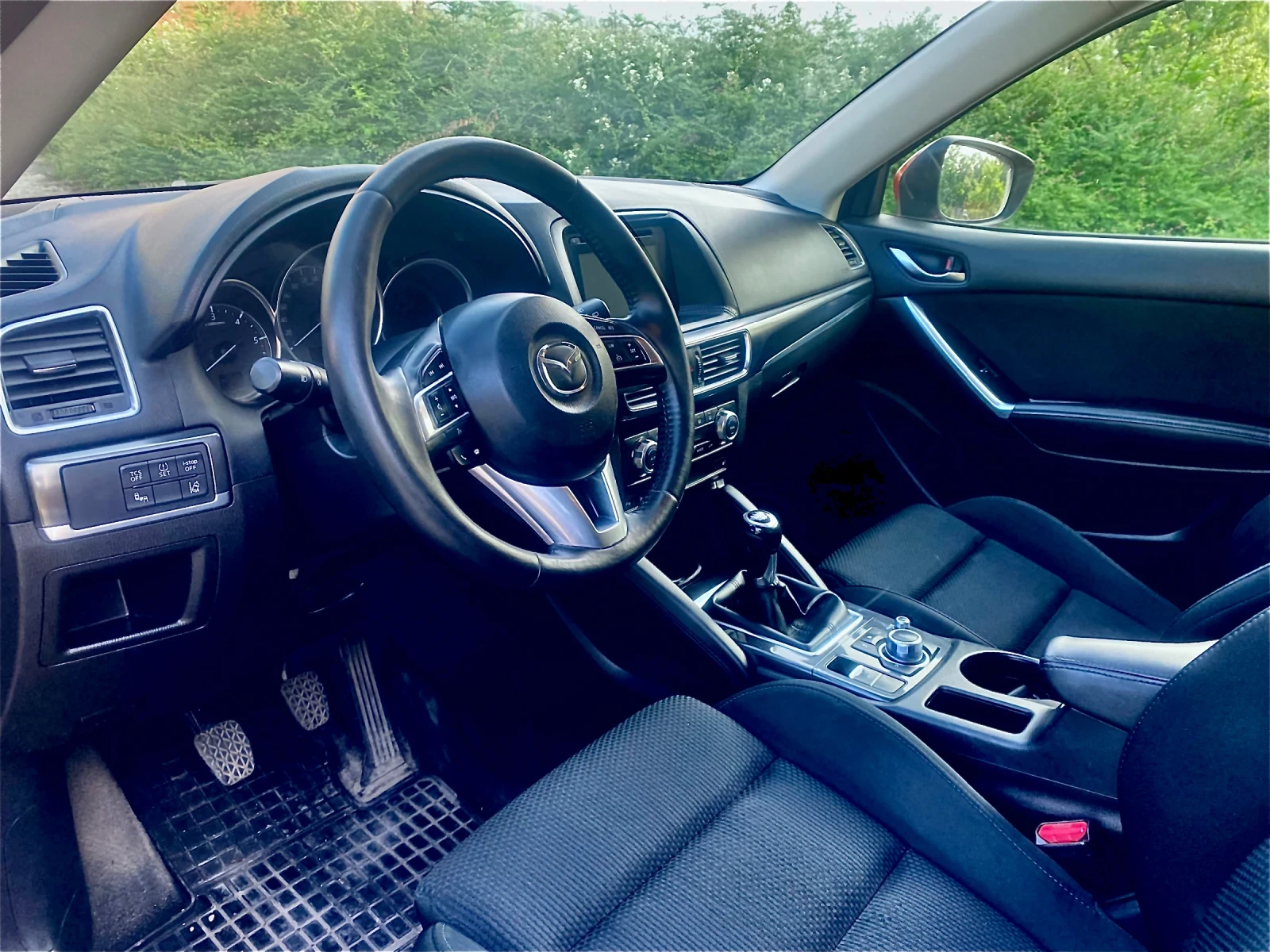Mazda CX-5 2.2d - изображение 8