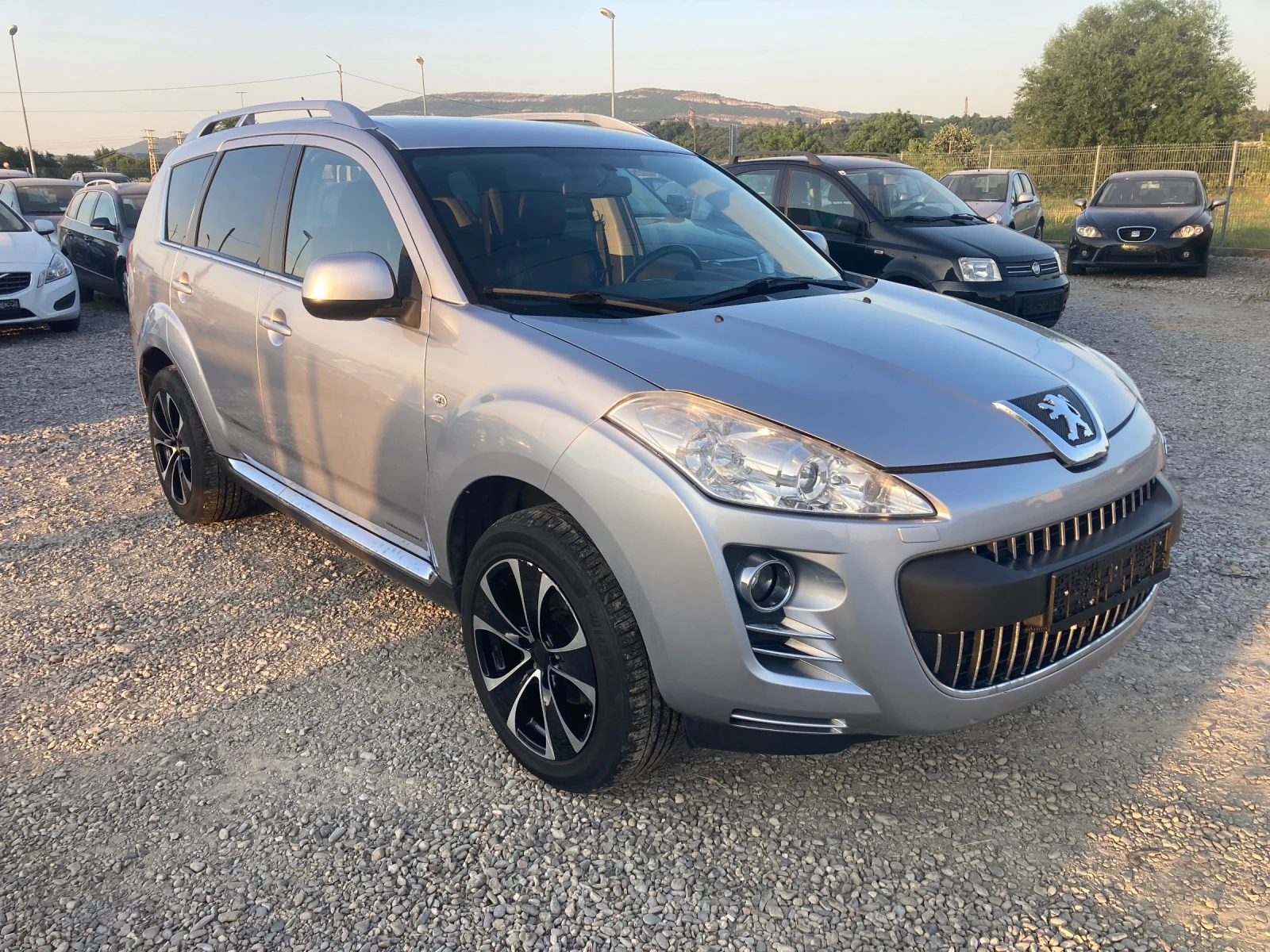 Peugeot 4007 2.2 HDI - изображение 6