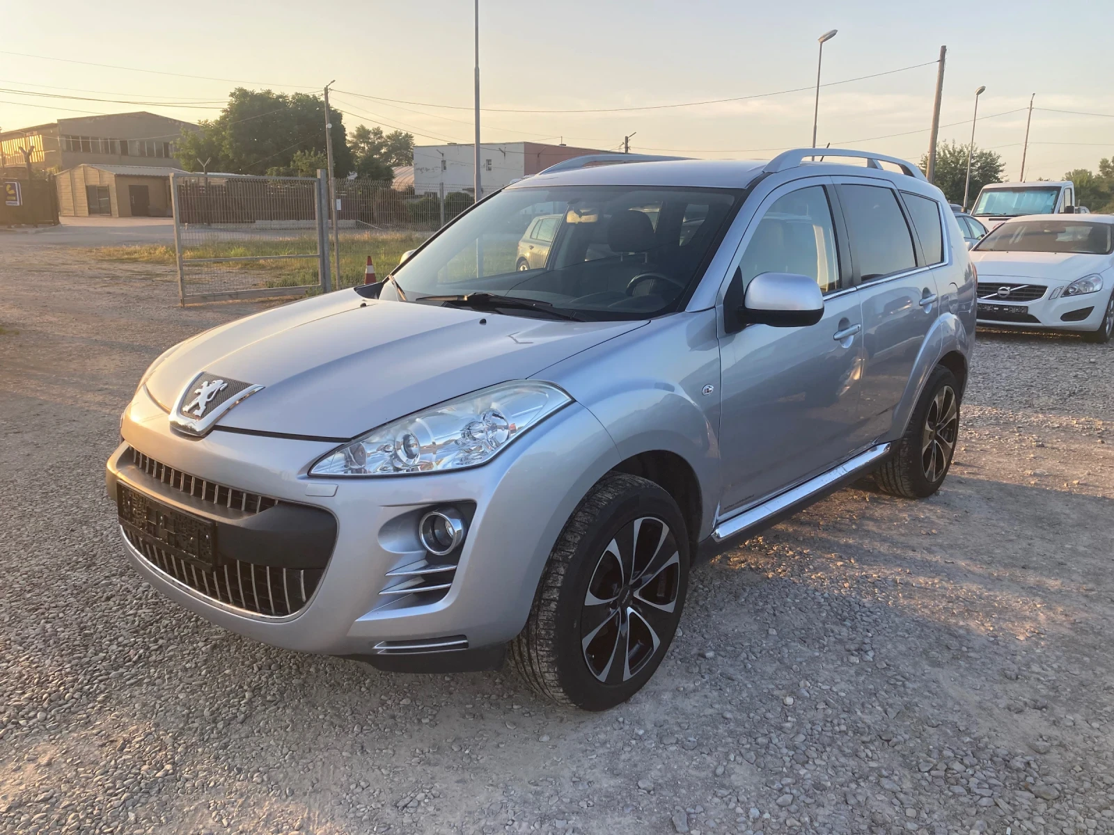 Peugeot 4007 2.2 HDI - изображение 2