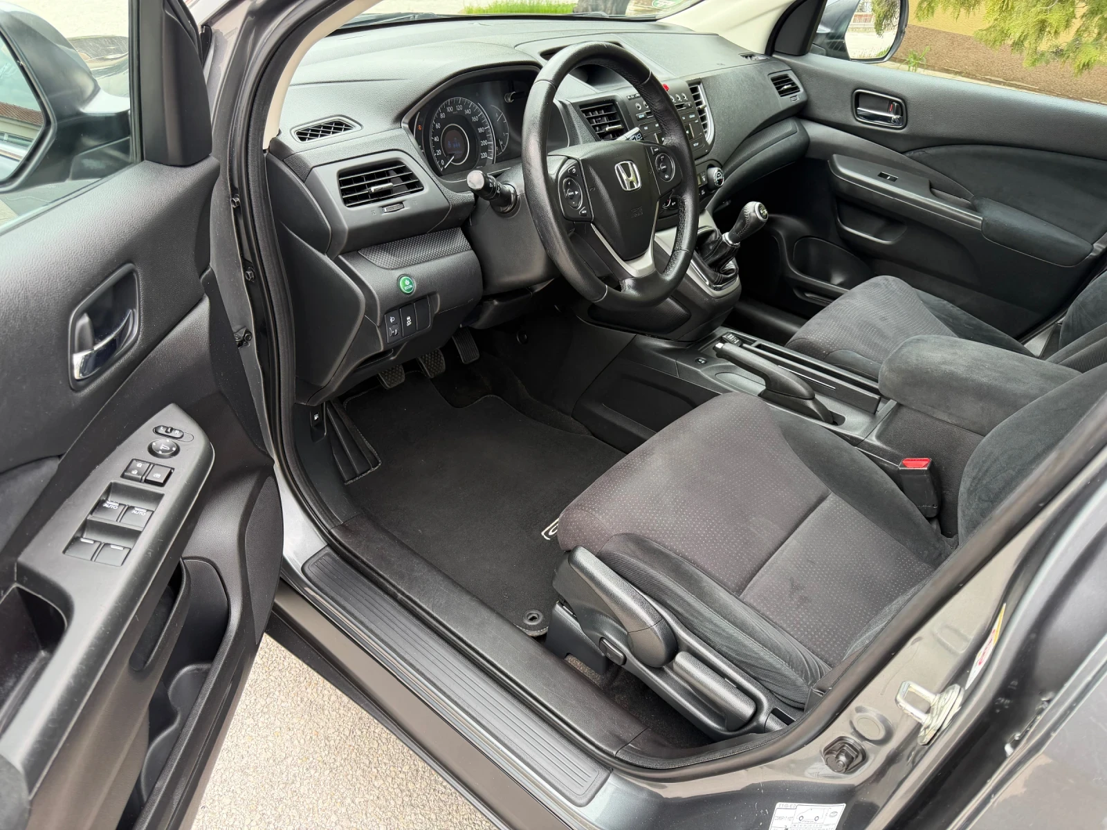 Honda Cr-v 2.2iDTEC 150к.с. 4х4 ГЕРМАНИЯ, снимка 12 - Автомобили и джипове - 53788490