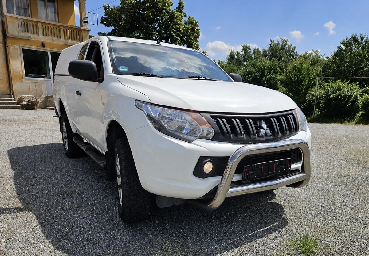 Mitsubishi L200 CLUB CAB 4WD