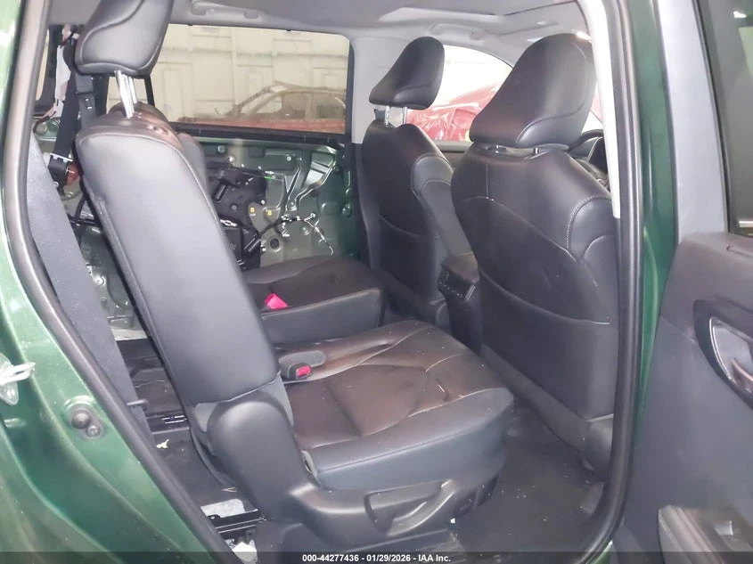 Toyota Highlander 2.4l Xle, снимка 8 - Автомобили и джипове - 54098290