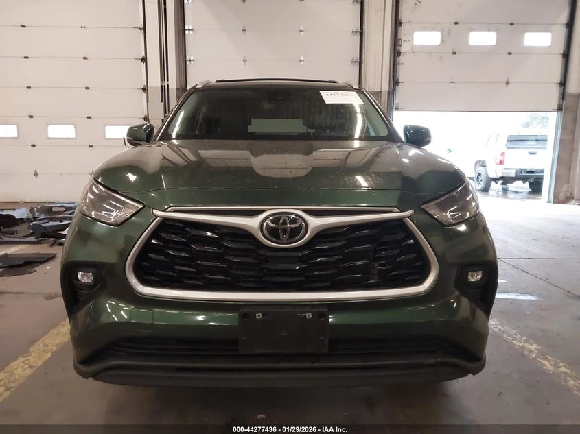 Toyota Highlander 2.4l Xle, снимка 13 - Автомобили и джипове - 54098290