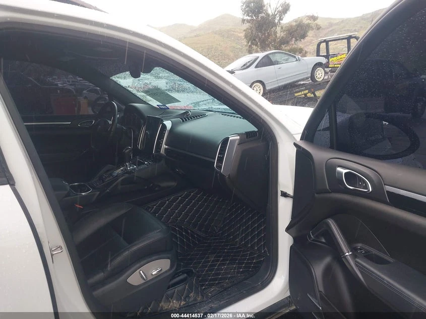 Porsche Cayenne 3.0L V-6 DI, DOHC, VVT, TURBO, 240HP All Wheel | Mobile.bg � ����������� 5