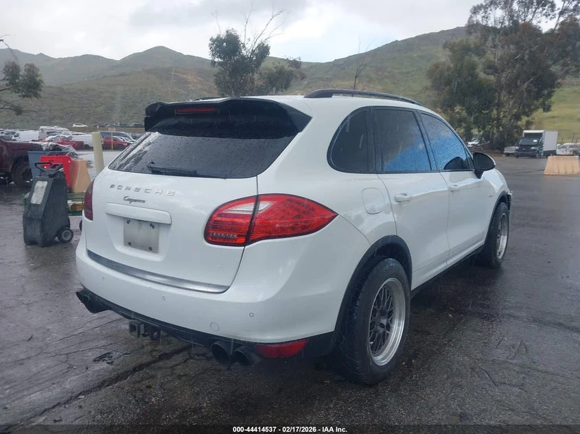 Porsche Cayenne 3.0L V-6 DI, DOHC, VVT, TURBO, 240HP All Wheel | Mobile.bg � ����������� 4