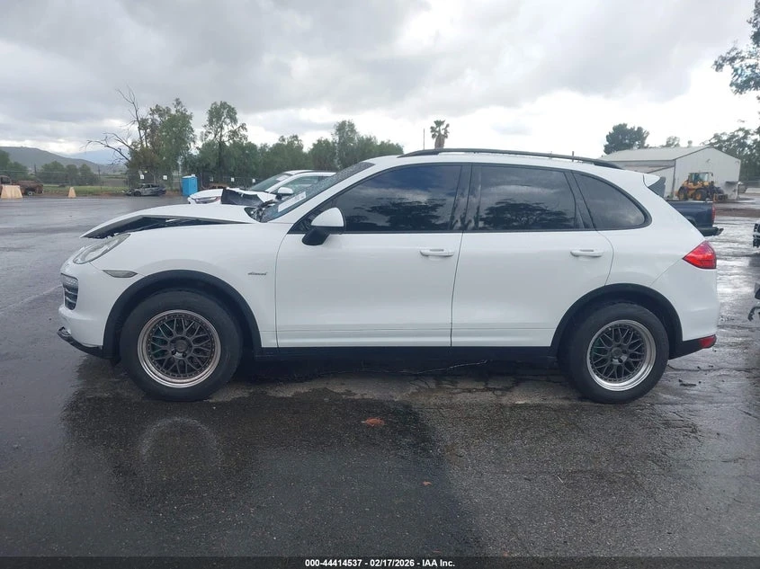 Porsche Cayenne 3.0L V-6 DI, DOHC, VVT, TURBO, 240HP All Wheel | Mobile.bg � ����������� 15