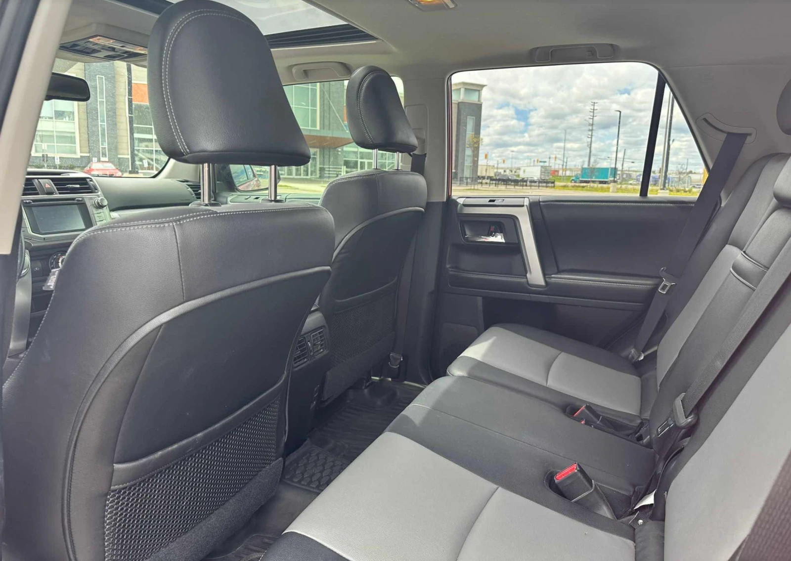 Toyota 4runner SR5, снимка 12 - Автомобили и джипове - 54566737