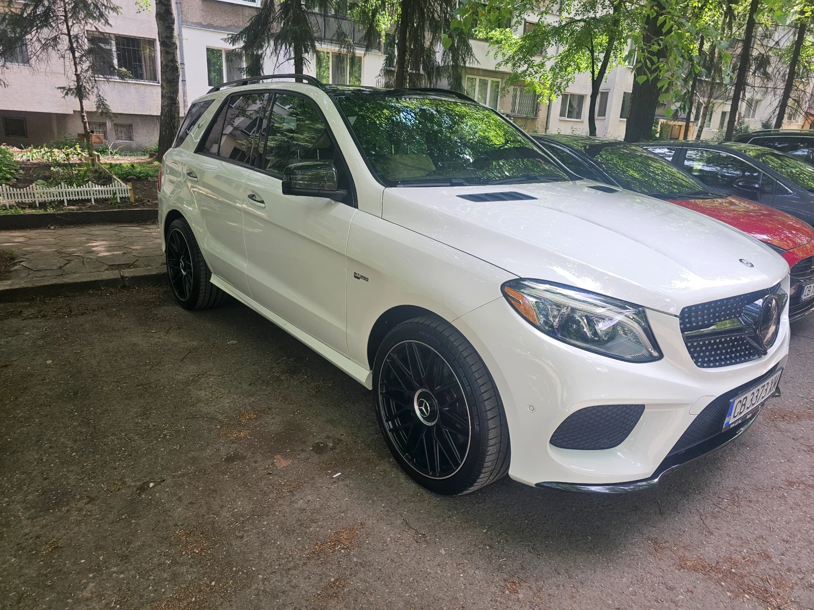 Mercedes-Benz GLE 43 AMG, снимка 2 - Автомобили и джипове - 54760402