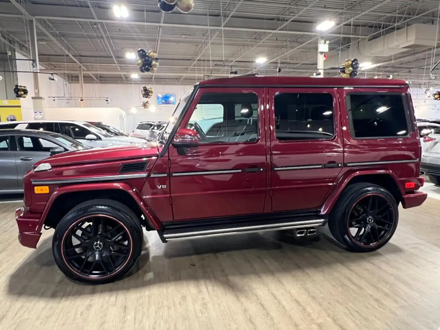 Mercedes-Benz G 500 5.5* V8* ДИСТРОНИК* HARMON* KARDON* МАСАЖ* КАМЕРА*, снимка 6 - Автомобили и джипове - 54945350