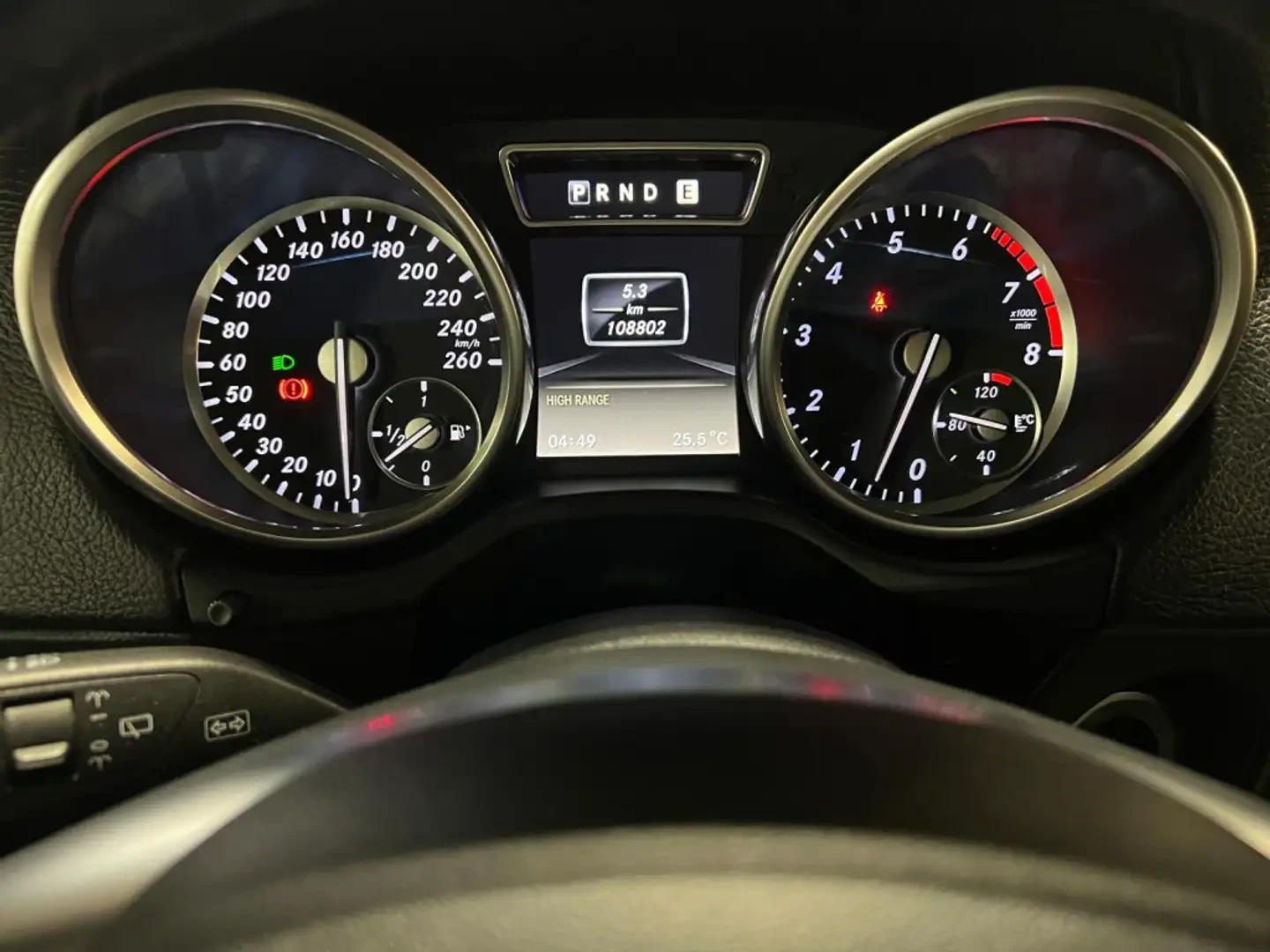 Mercedes-Benz G 500 5.5* V8* ДИСТРОНИК* HARMON* KARDON* МАСАЖ* КАМЕРА*, снимка 14 - Автомобили и джипове - 54945350