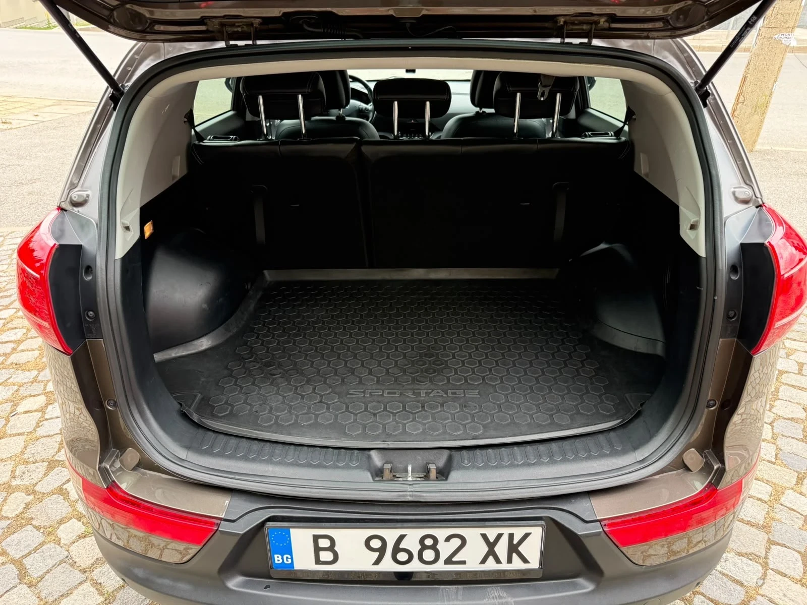 Kia Sportage 2.0crdi--4x4--a, Джип, , снимка 10 - Автомобили и джипове - 55250786