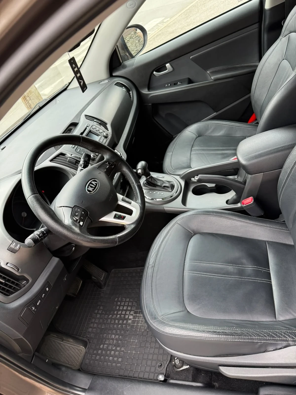 Kia Sportage 2.0crdi--4x4--a, Джип, , снимка 8 - Автомобили и джипове - 55250786
