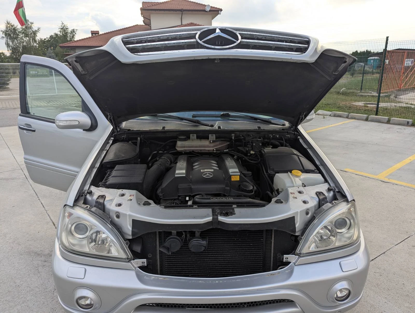 Mercedes-Benz ML 55 AMG AMG, снимка 11 - Автомобили и джипове - 55328959