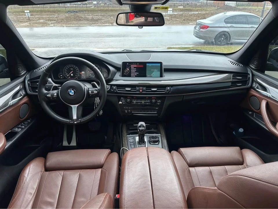 BMW X5 35i * SOFT CLOSE * M PACK * 360  * ПАНОРАМА  * HUD, снимка 8 - Автомобили и джипове - 55363142