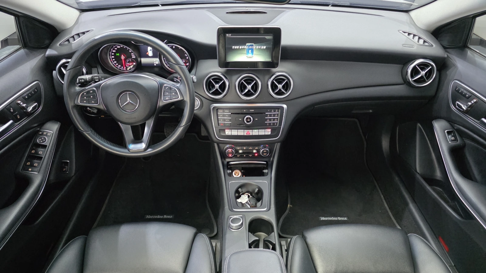 Mercedes-Benz GLA 220 ЛЮК* КРАЙНА ЦЕНА, снимка 7 - Автомобили и джипове - 55367111