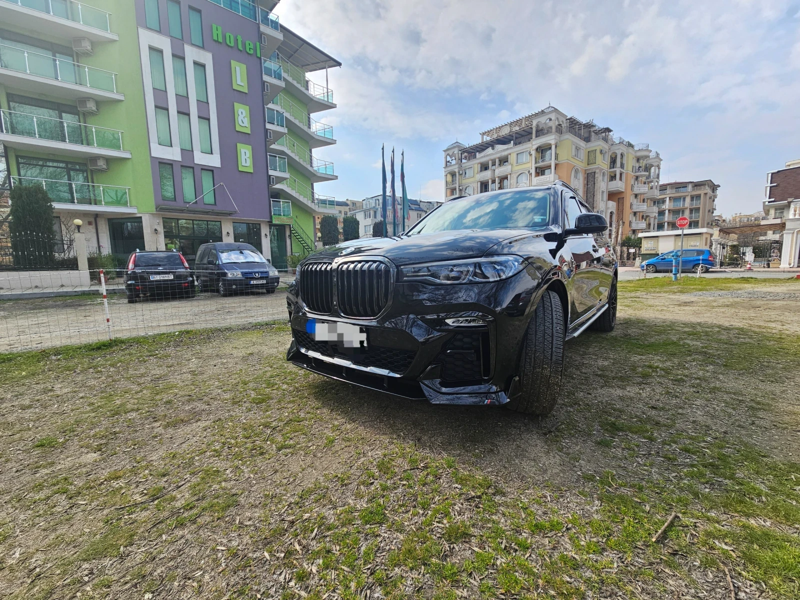 BMW X7 40i M-pack Laser