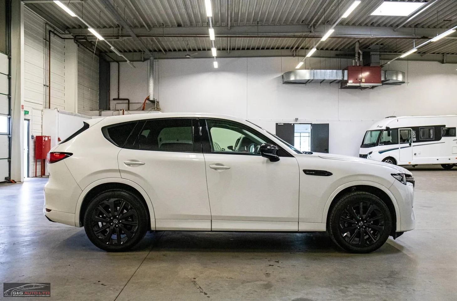 Mazda CX-60 3.3/AWD/254HP/HOMURA/PANO/HUD/360/BOSE/823z, снимка 5 - Автомобили и джипове - 55751704