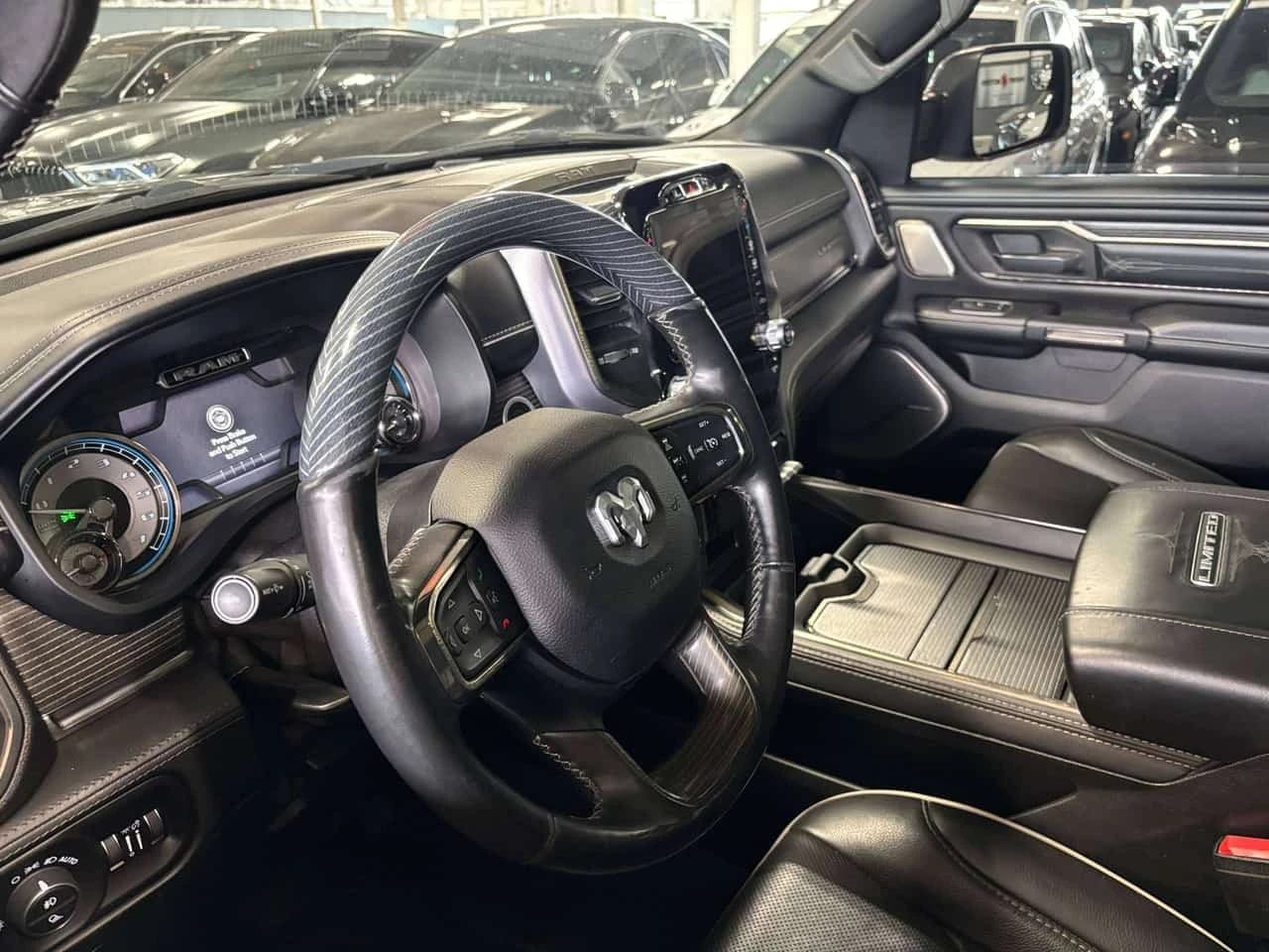 Dodge RAM 1500 * Limited| V8HEMI| 4X4| NAV| HARMANKARDON| LEATHER | Mobile.bg � ����������� 17