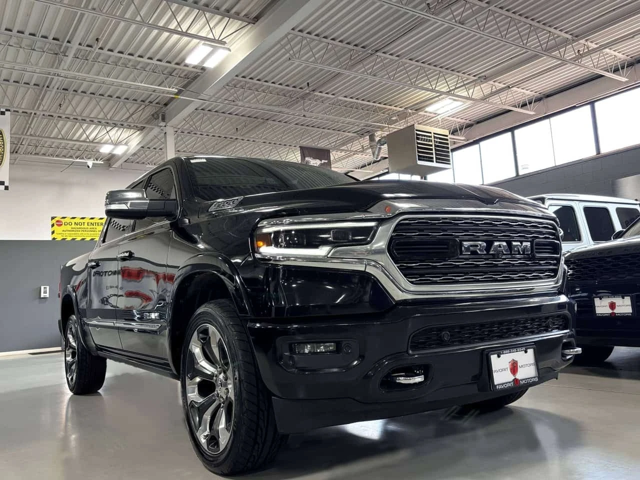 Dodge RAM 1500 * Limited| V8HEMI| 4X4| NAV| HARMANKARDON| LEATHER | Mobile.bg � ����������� 2